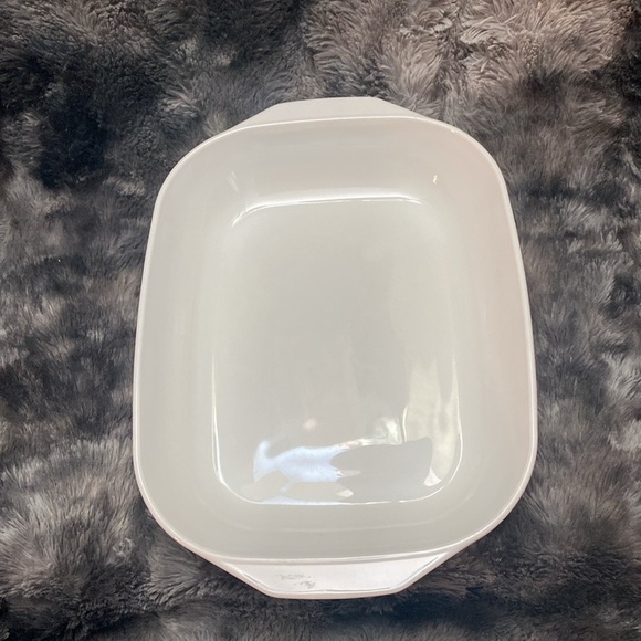 Country Autumn / Woodland Pyrex
OBLONG Casserole,
Wildflower - Picture 4 of 16